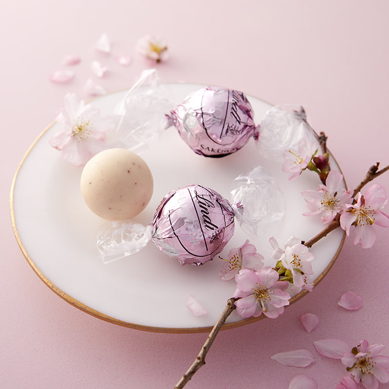 Lindt Lindor Sakura flavor, a limited edition from Japan